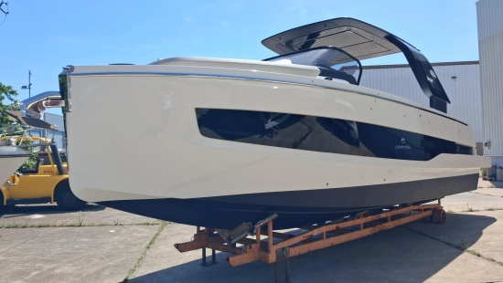 Cranchi 32 A LT gebraucht - Foto 1