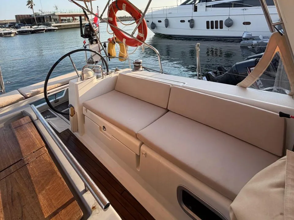 Beneteau Oceanis used - photo 1