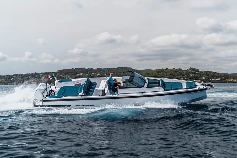 Axopar 37 Spyder
