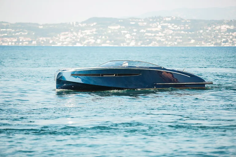 I.C. Yacht Aquilia