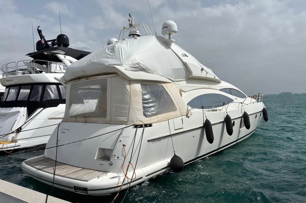 Azimut 68 Plus gebraucht - Foto 1