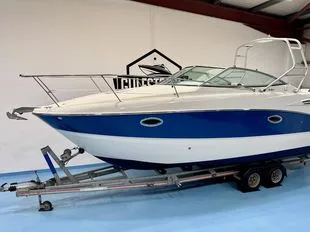 Maxum 2600 SE w/ MerCruiser 5.0L MPI 260HP Bravo III usato - foto 1