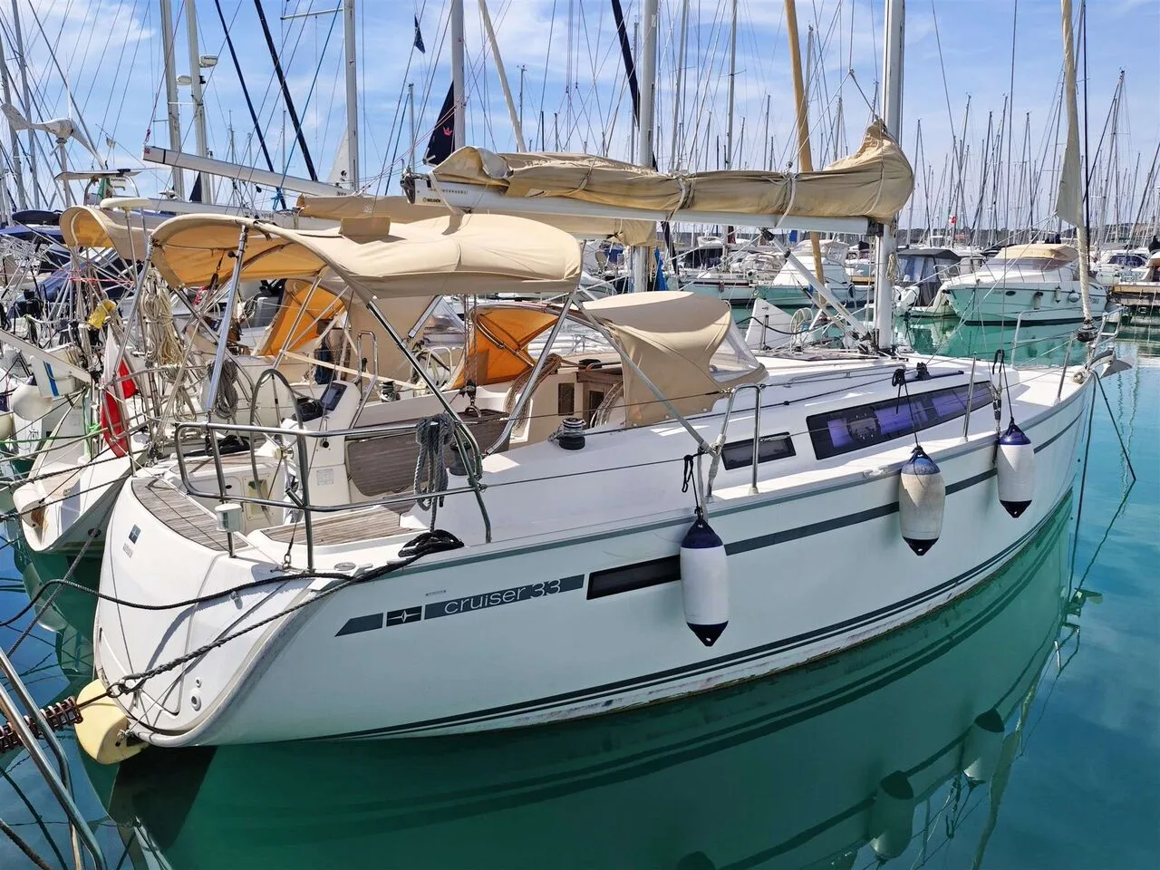Bavaria 33 Cruiser used - photo 1