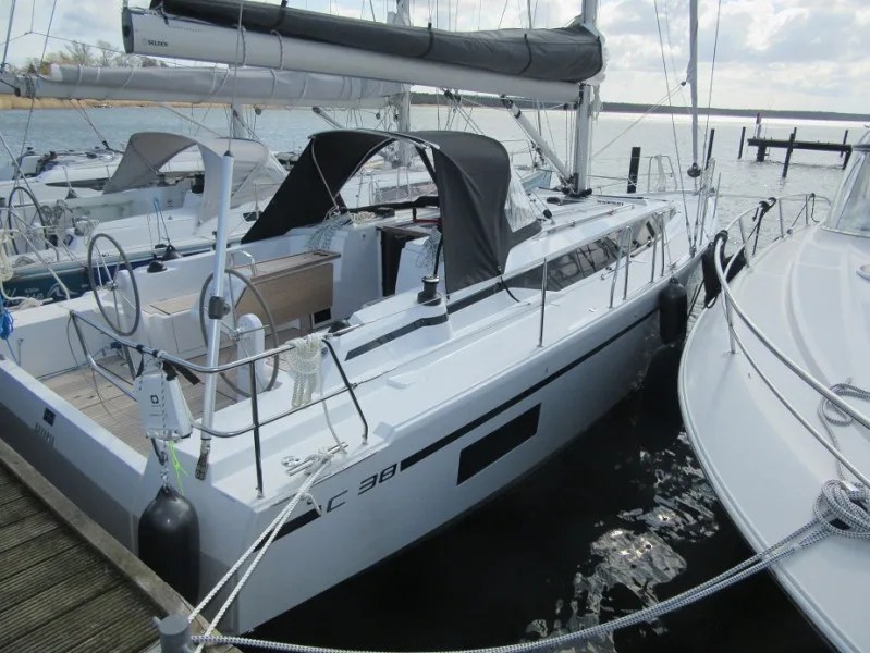 Bavaria Yachts C 38 used - photo 1