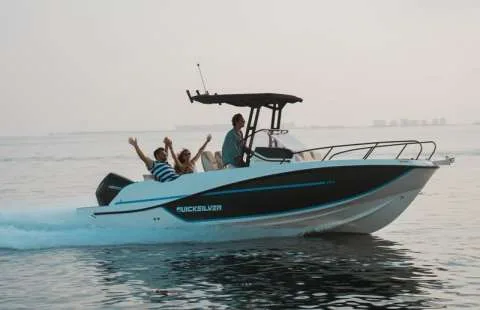 Quicksilver Activ 705 Open mit 150PS und Trailer gebraucht - Foto 1