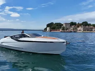 Fairline F Line 33 used - photo 1