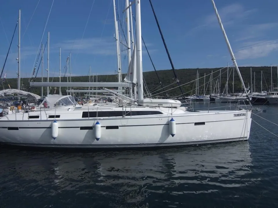 Bavaria Yachts Cruiser 51 used - photo 1