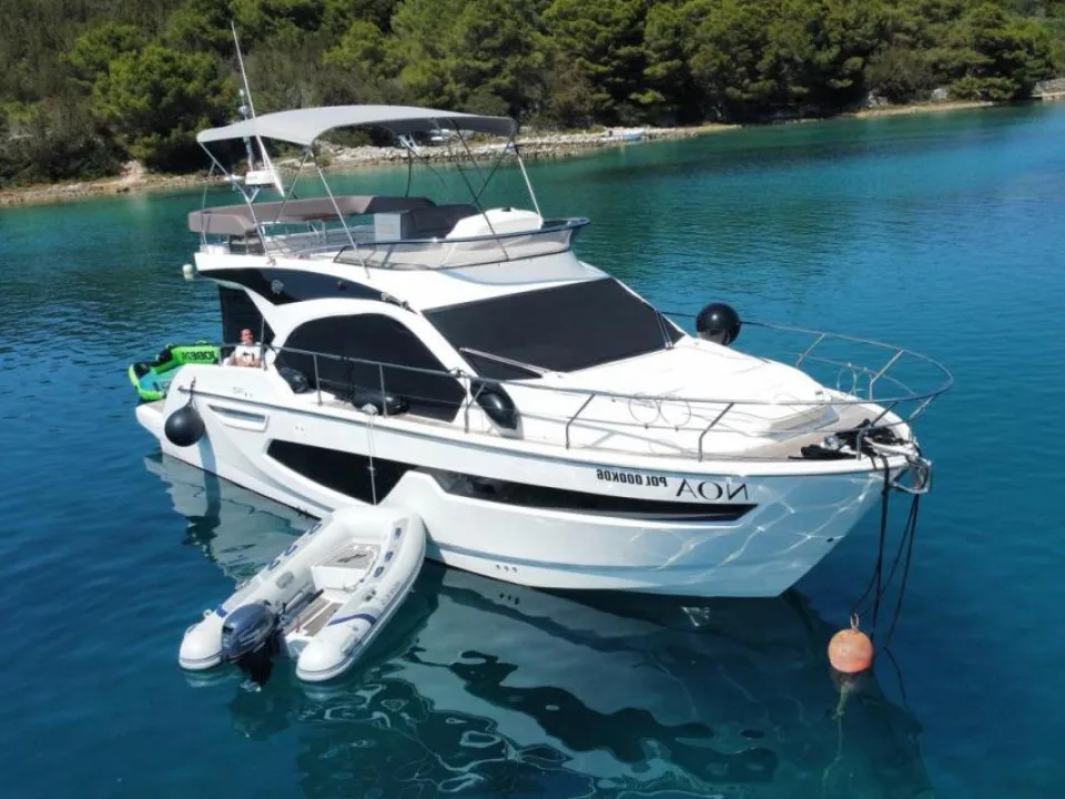 Sessa Marine F42 FLY d'occasion - photo 1