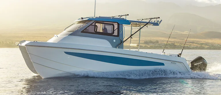 Aquila 28 Molokai Cuddy