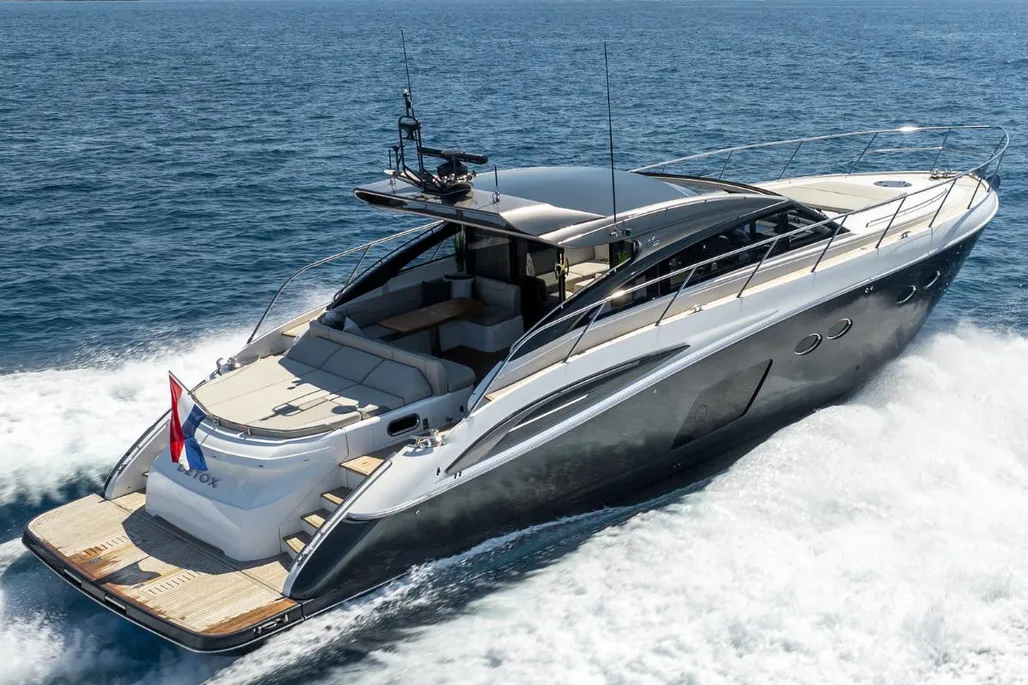 Princess Yachts V62-S used - photo 1