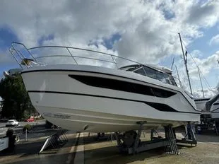 Bavaria Yachts SR 33 used - photo 1