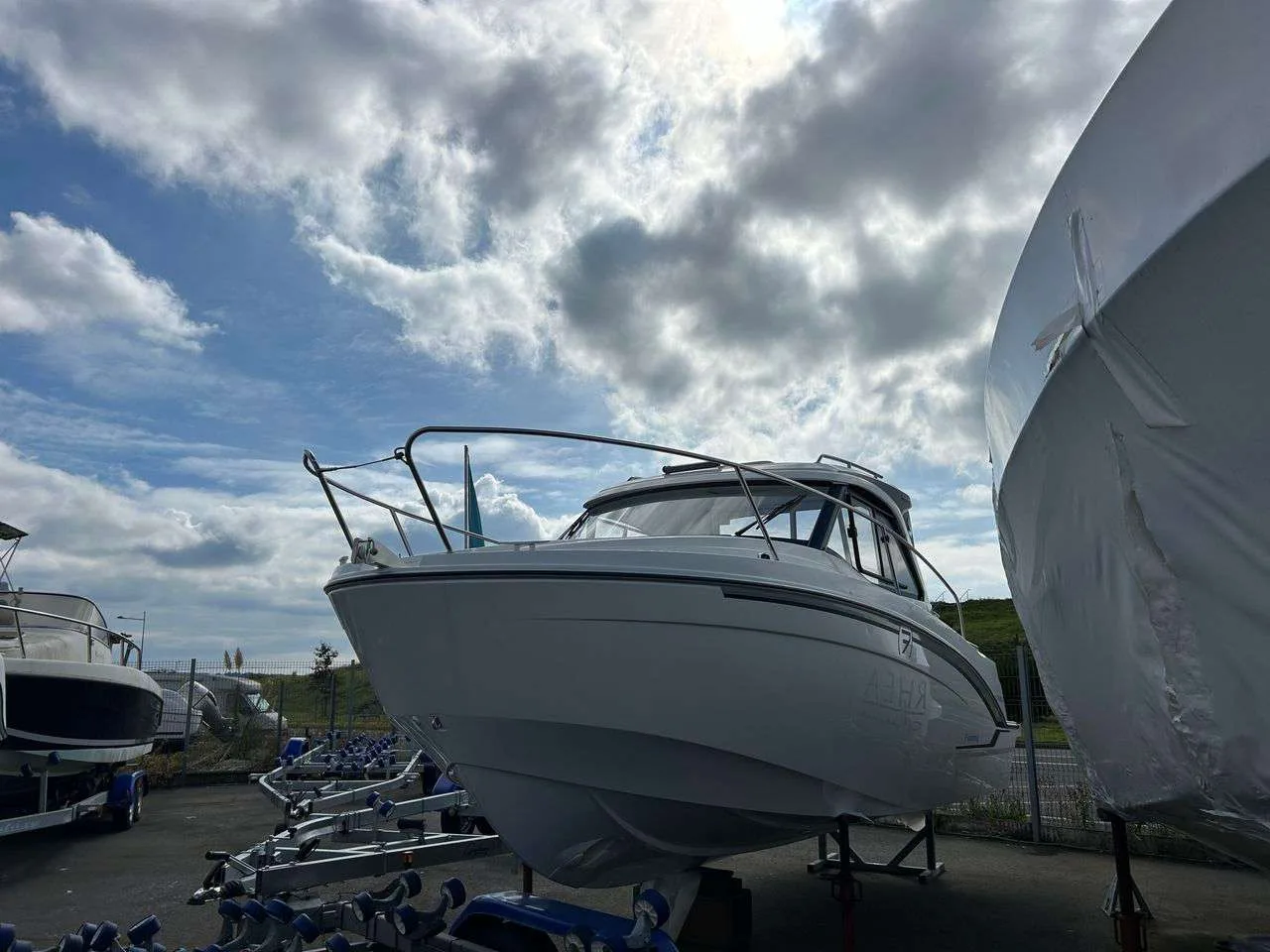 Beneteau ANTARES 7 FISHING usato - foto 1