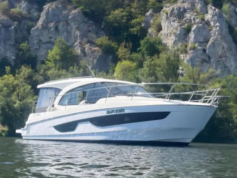 Beneteau Antares 11 OB Coupe used - photo 1