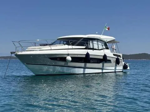 Jeanneau NC37 used - photo 1