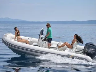 Zar mini LUX 18 5.5m Family RIB + Honda Outboard usato - foto 1