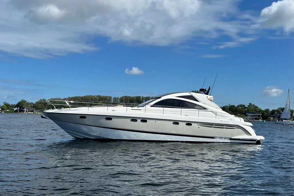 Fairline Targa 52 GT used - photo 1