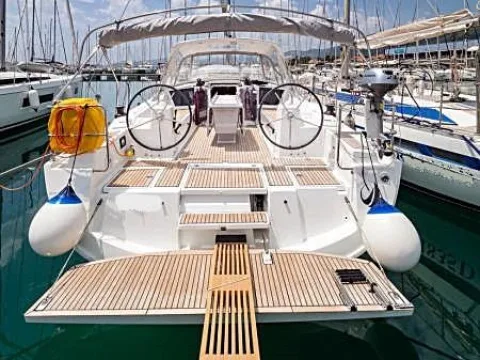 Beneteau Oceanis 41.1 (2018) usato - foto 1