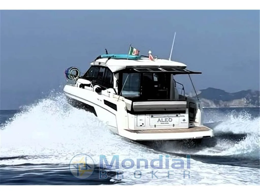 Jeanneau NC 33' d'occasion - photo 1