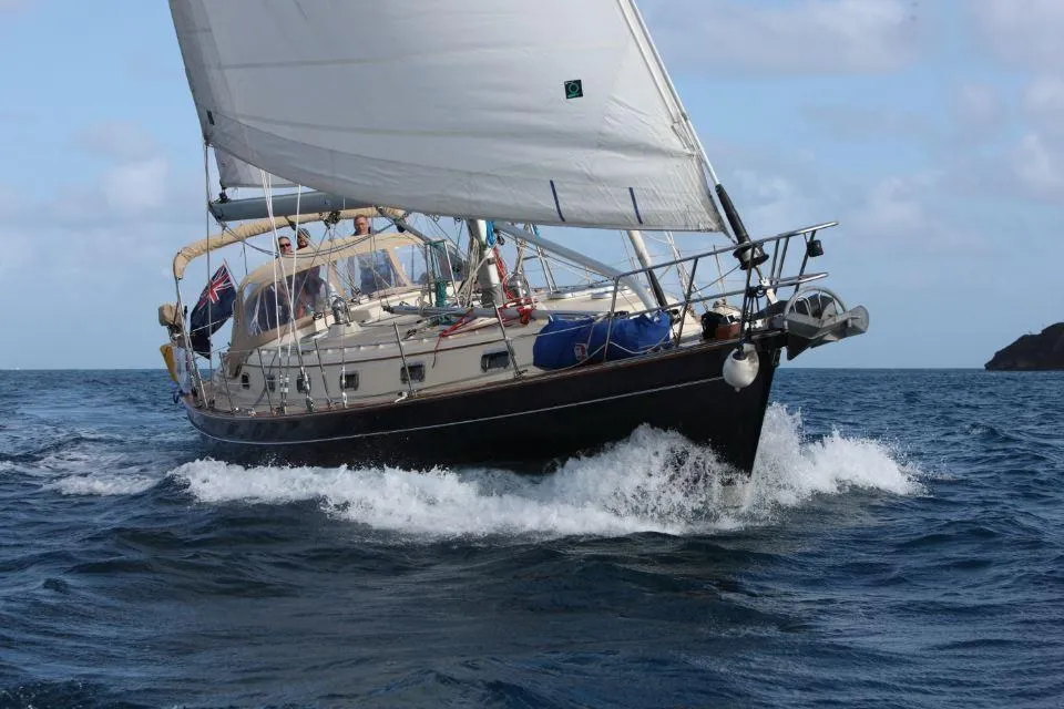 Island Packet 440 used - photo 1