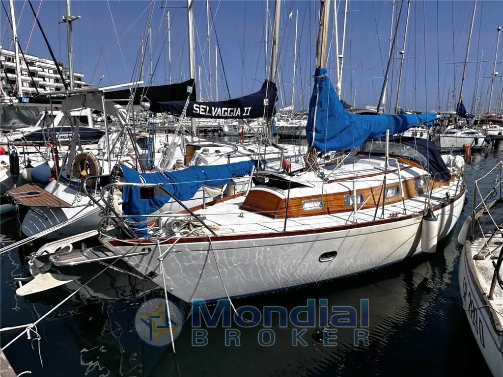 Hallberg-Rassy Mistral 33 usato - foto 1