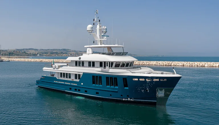 Cantiere delle Marche Darwin 115