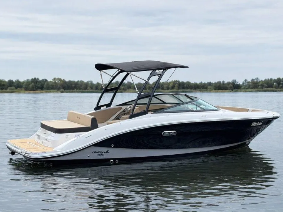 Sea Ray 210 SPXE gebraucht - Foto 1