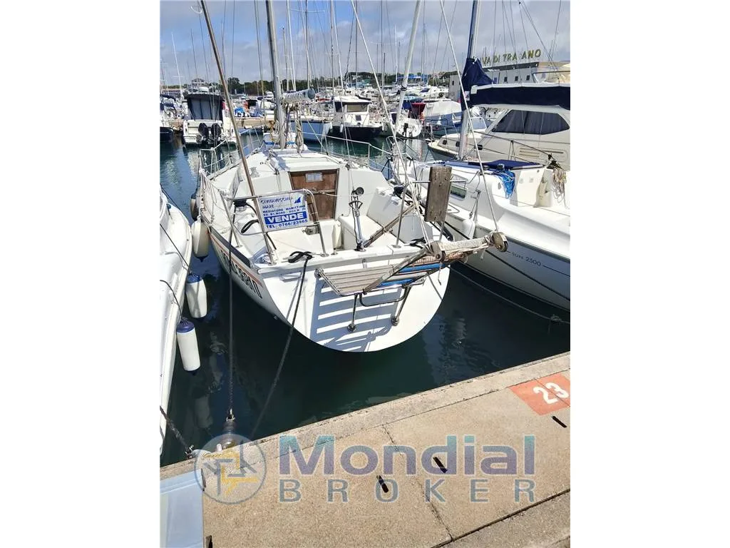 Dufour 31 used - photo 1