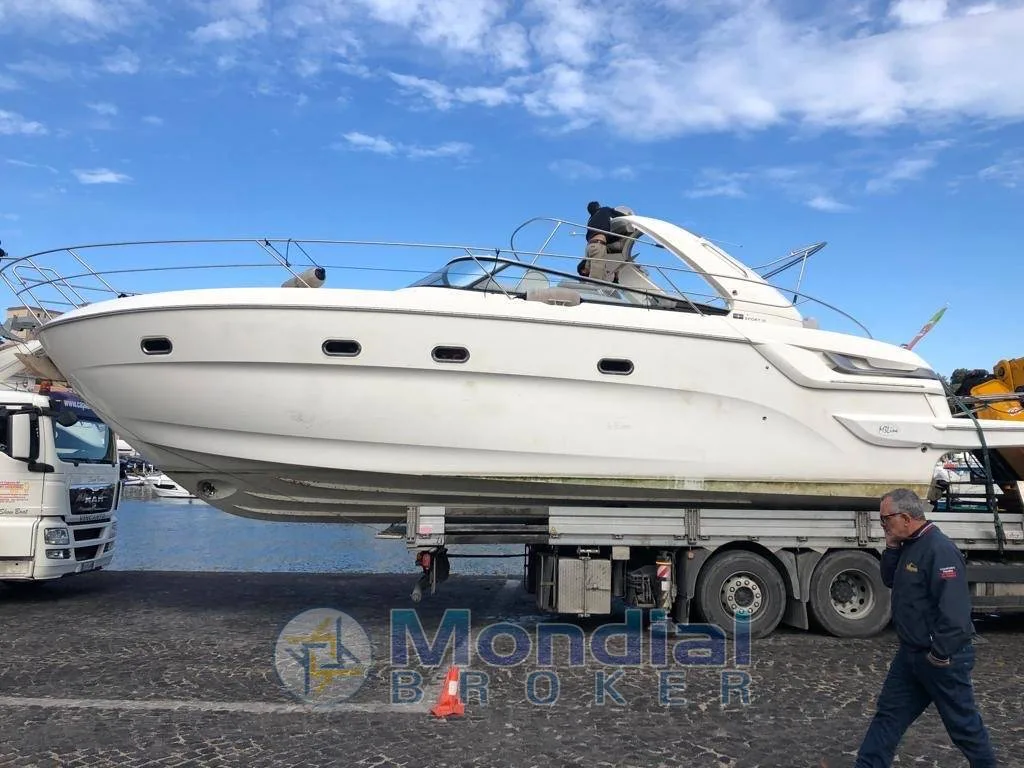 Bavaria Yachts 38 Sport M3 Line used - photo 1