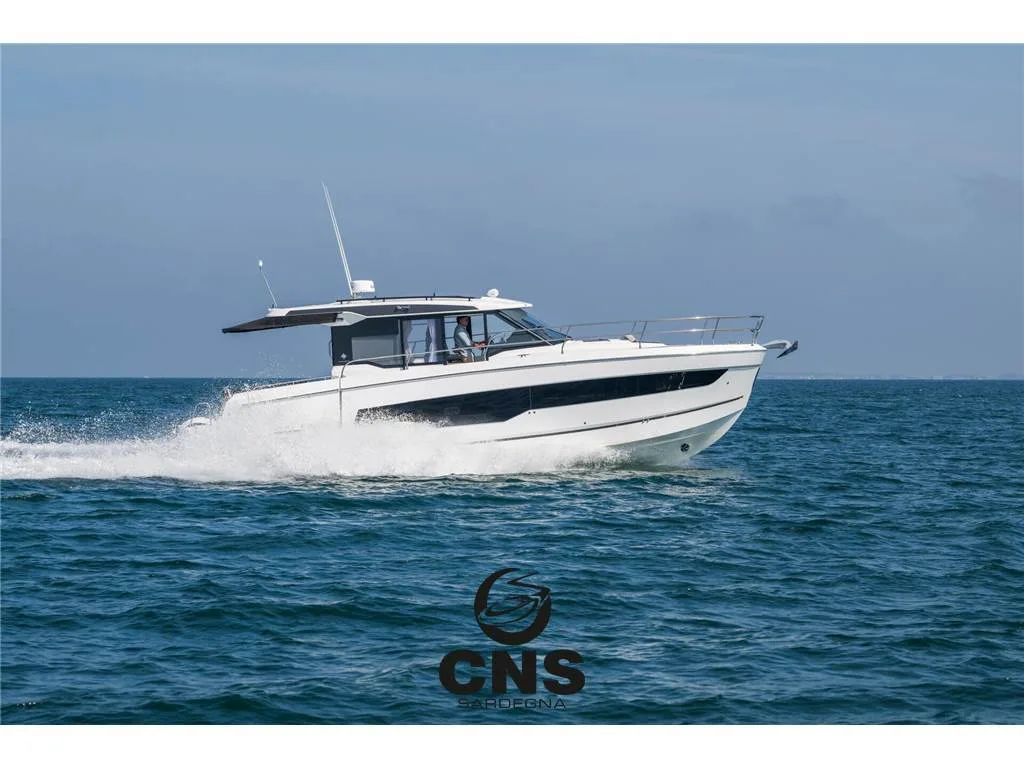 Jeanneau MERRY FISHER 1295 COUPE 3x300 YAMAHA gebraucht - Foto 1
