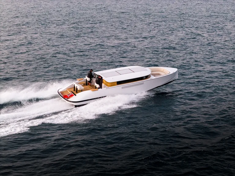 Compass Tenders Limousine Tender 12M