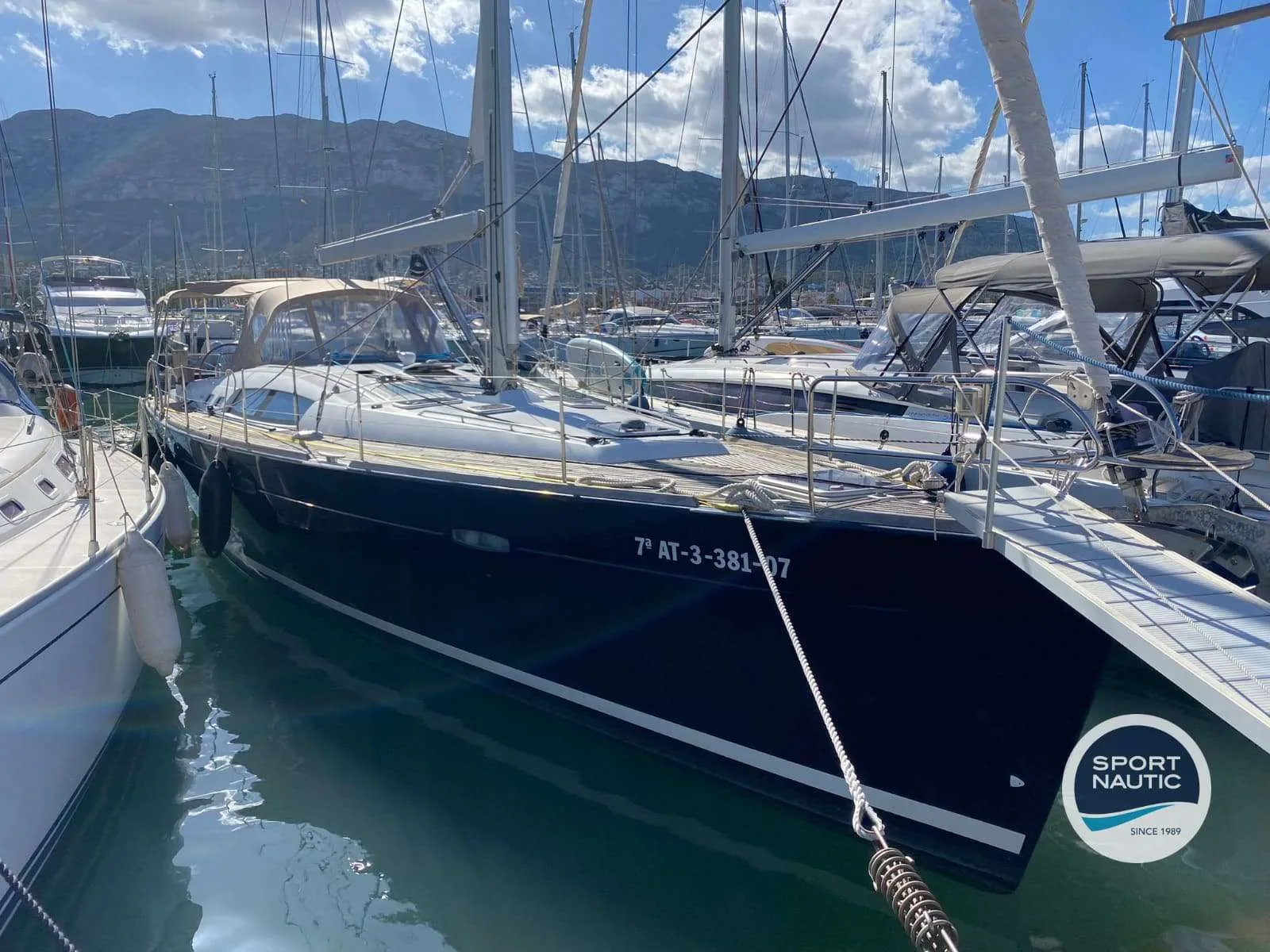 Beneteau OCEANIS 50 used - photo 1