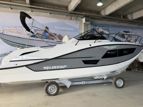 Quicksilver Activ 875 Sundeck mit 2x 250PS gebraucht - Foto 1