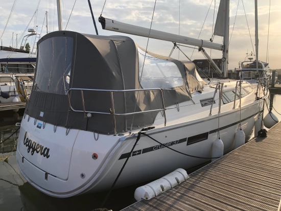 Bavaria Yachts Cruiser 37 used - photo 1