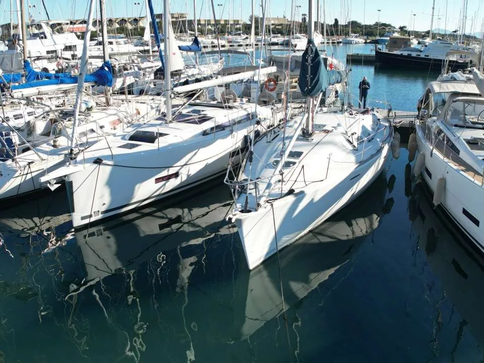 Beneteau FIRST 42S7 used - photo 1
