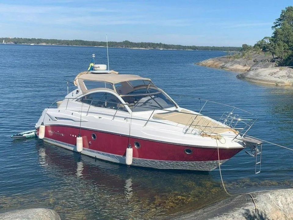 Beneteau MONTE CARLO 32 used - photo 1