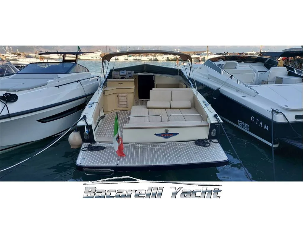 Tornado 38 Flush Deck usato - foto 1