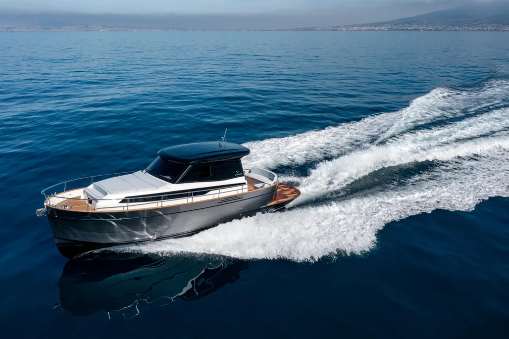 Apreamare GOZZO 38 CABIN used - photo 1