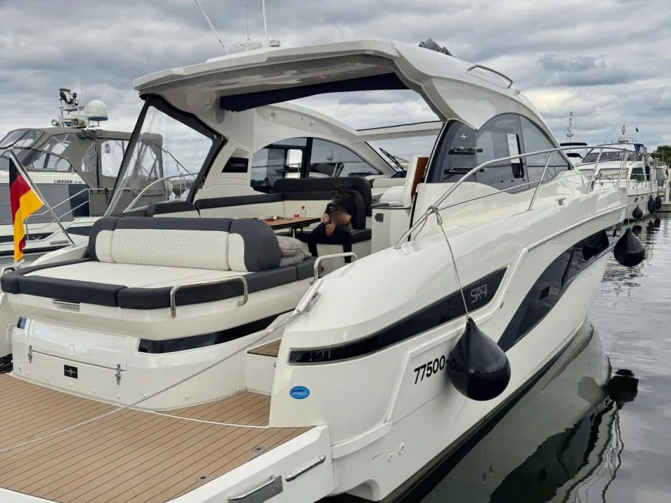 Bavaria Yachts SR41 used - photo 1