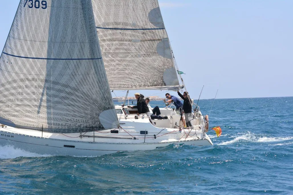 Beneteau Oceanis Clipper 331 usato - foto 1