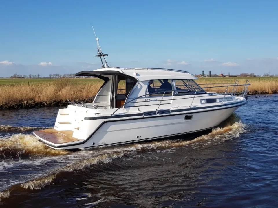 Saga 325 Luxury Swiss Edition gebraucht - Foto 1