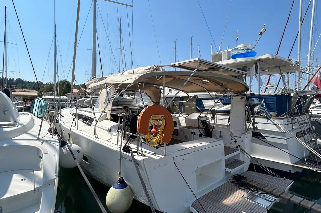 Dufour 430 Grand Large used - photo 1