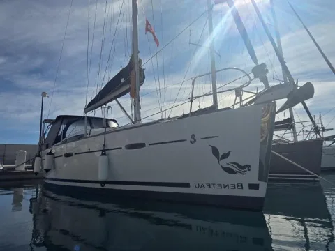Beneteau Oceanis 40 used - photo 1