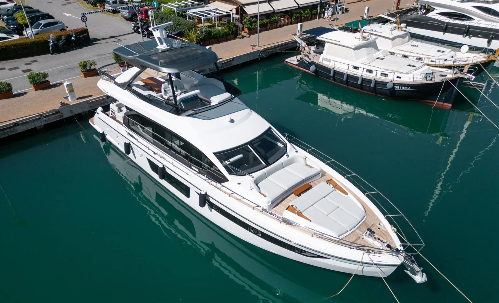 Azimut 68 flybridge gebraucht - Foto 1