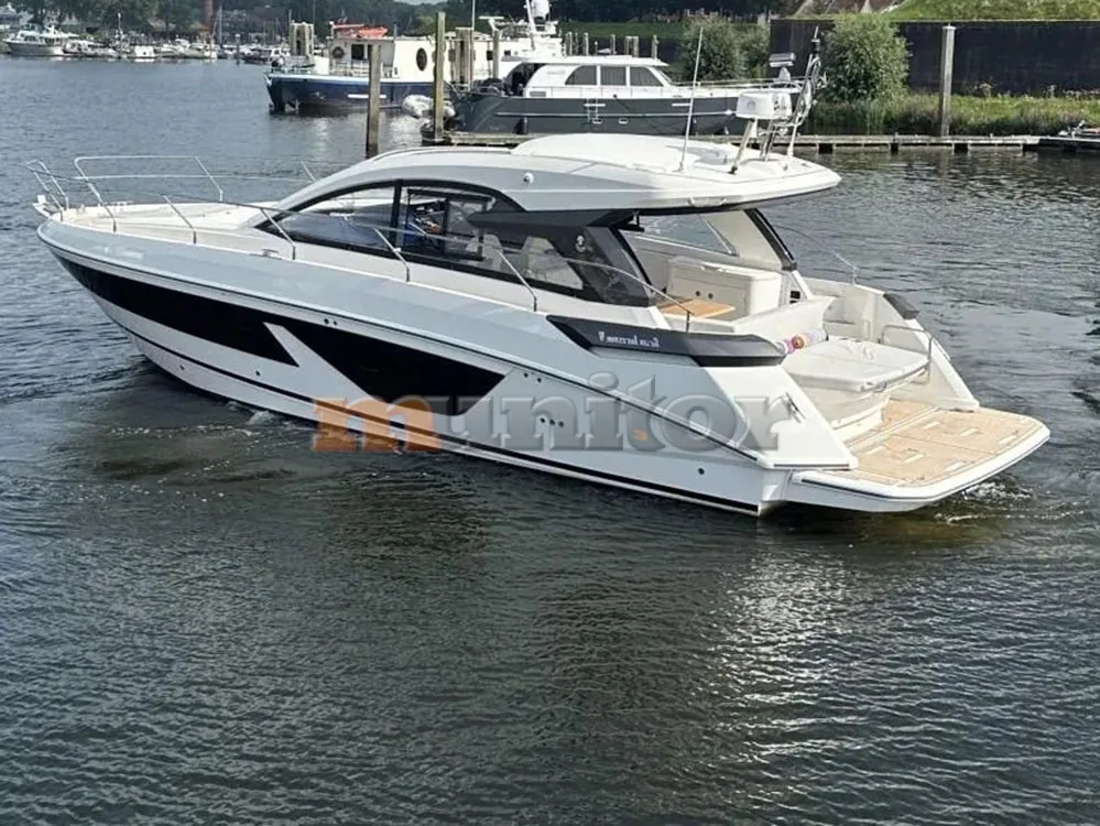 Beneteau Gran Turismo 41 used - photo 1