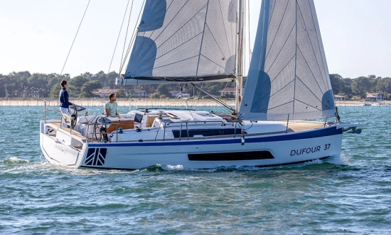 Dufour Yachts 37 used - photo 1