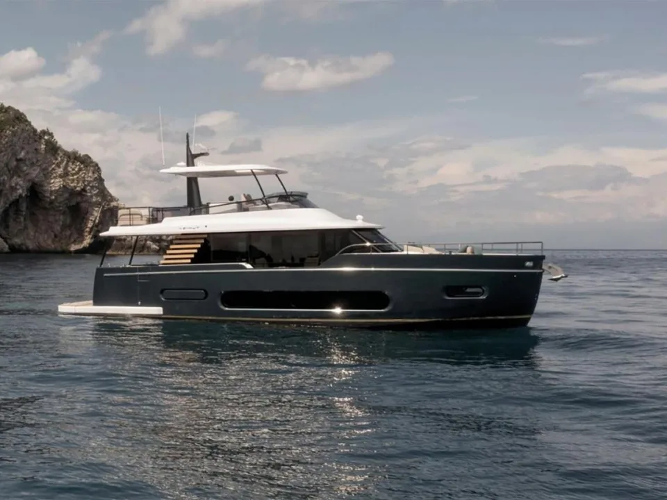 Azimut Magellano 60 used - photo 1
