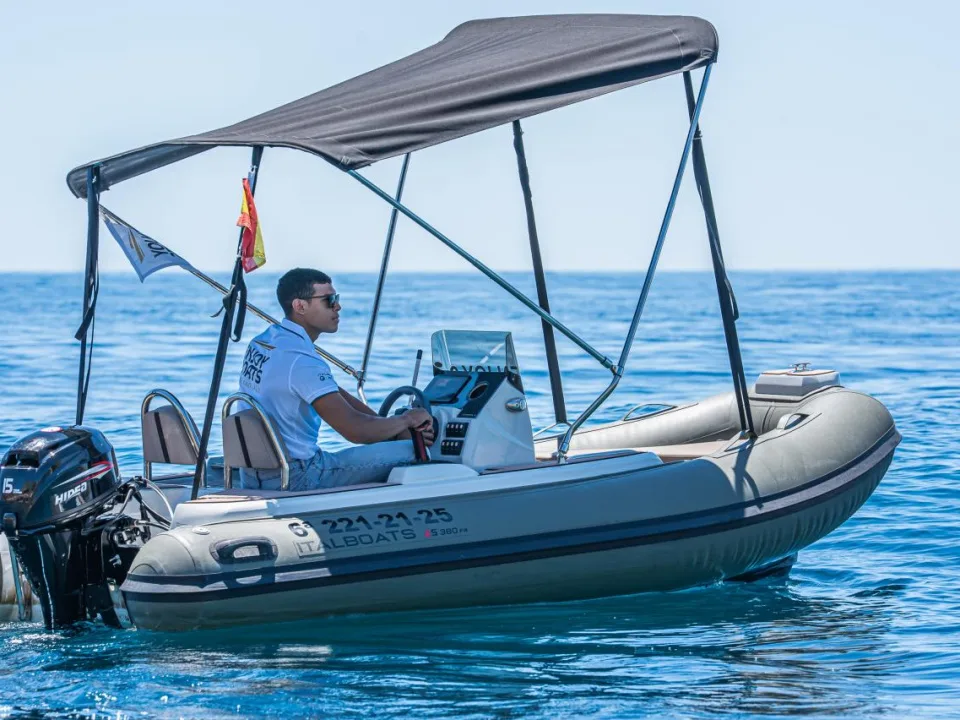 Italboats STINGHER 380FR used - photo 1