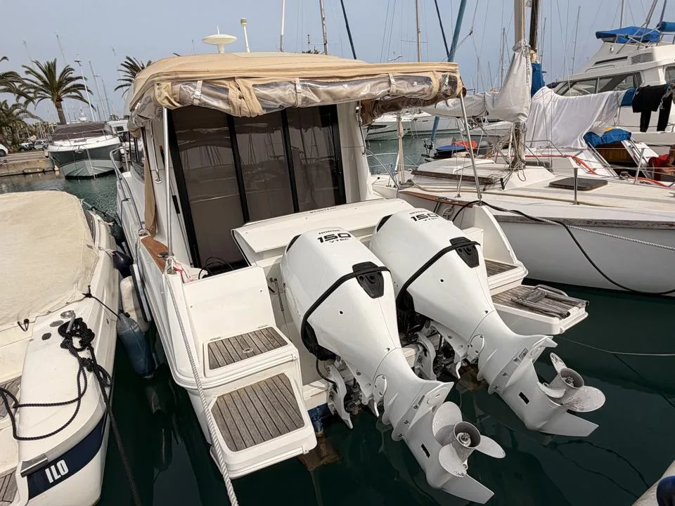 Beneteau Antares 8.8 d'occasion - photo 1