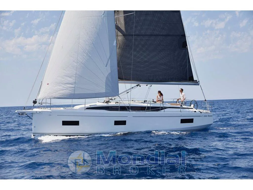 Bavaria Yachts C 38 used - photo 1