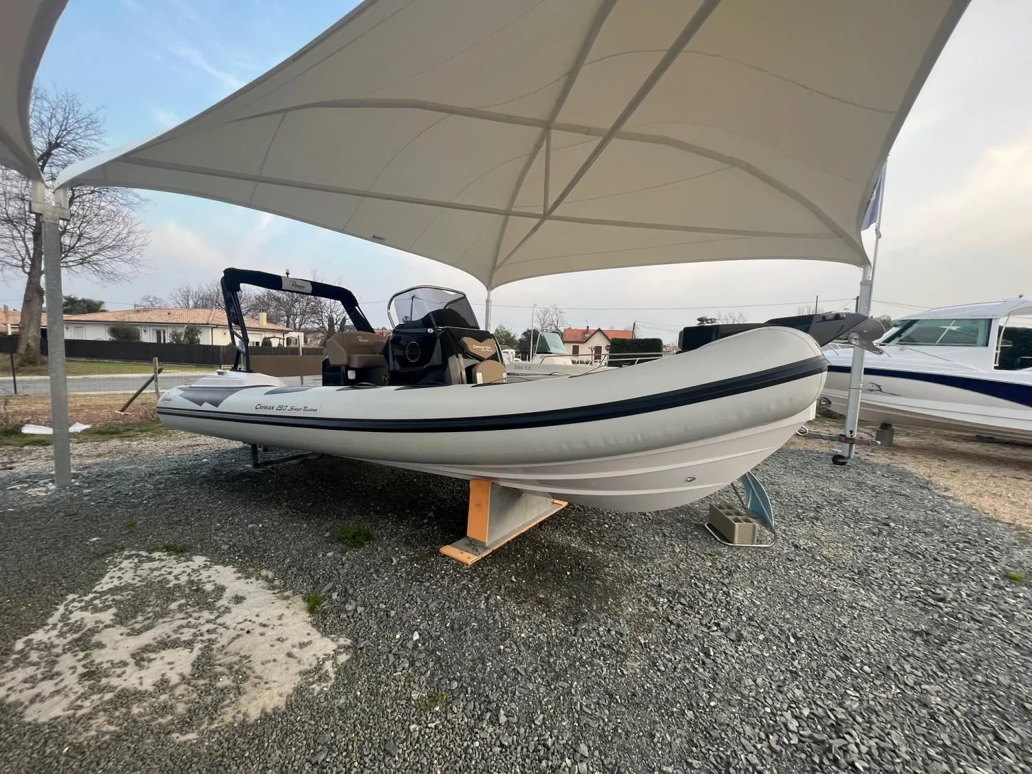 Ranieri Cayman 23 sport touring used - photo 1